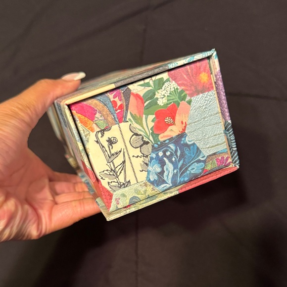 Colorful Hexagon Patterned Box - Picture 4 of 4